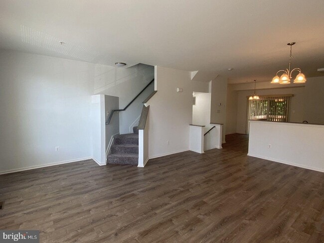 Building Photo - 6813 Sanctuary Ct