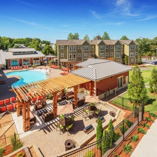 Foto principal - 1721 Thomas Combs Dr