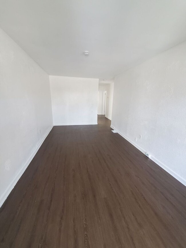 Foto del edificio - 3 Bedroom Single Family