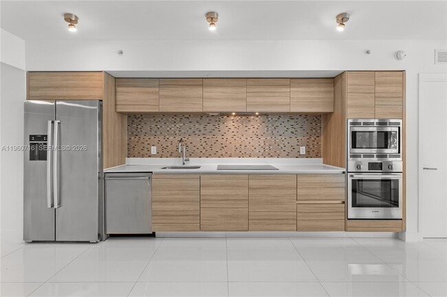 Foto del edificio - 6620 Indian Creek Dr