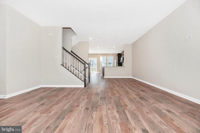 Building Photo - 5050 MacDonough Pl