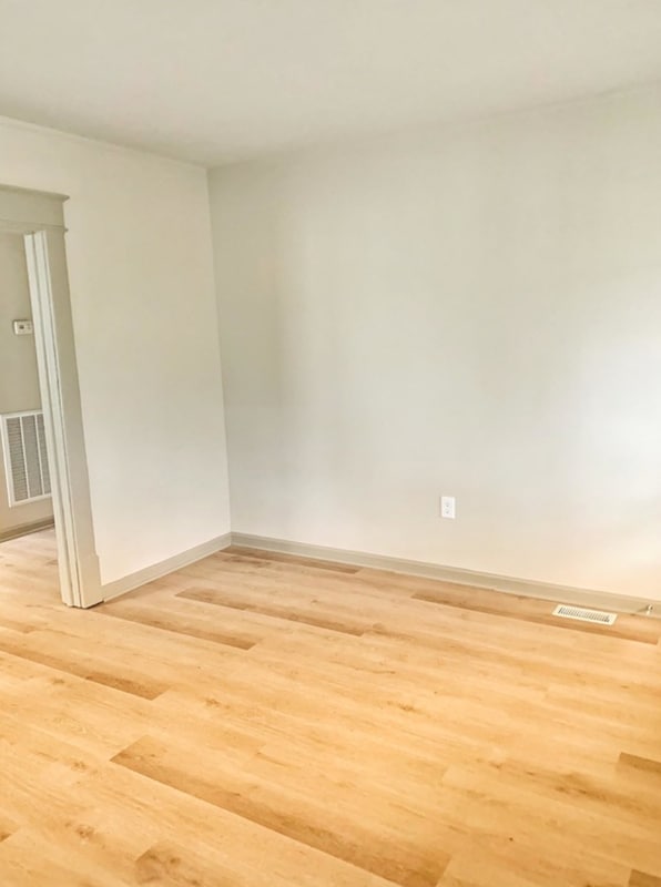 Building Photo - 410 Chamberlain Street