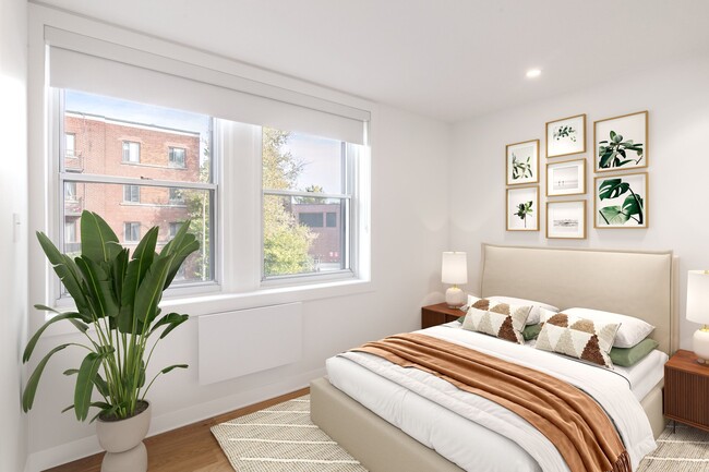 Building Photo - 5530 Cote Saint-Luc Road