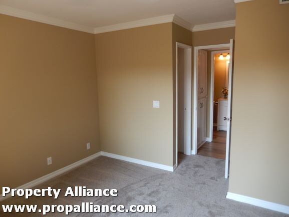 Building Photo - 1059 Shadowridge Dr