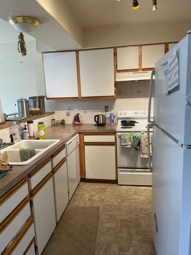 Foto del edificio - Beautiful 3 Bed, 3 1/2 Bath Townhome in Northwest Fort Collins!