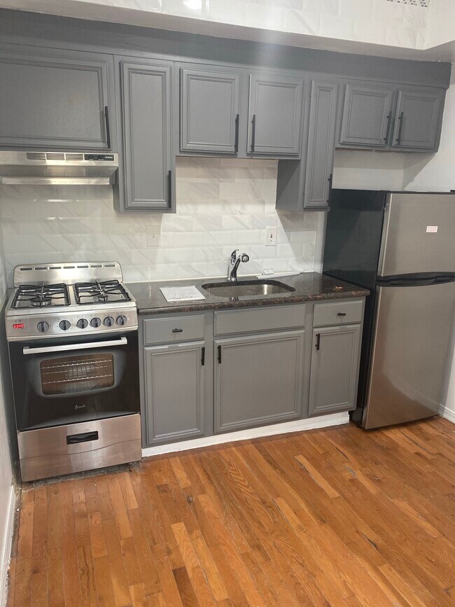 Building Photo - 5848 Haverford Ave