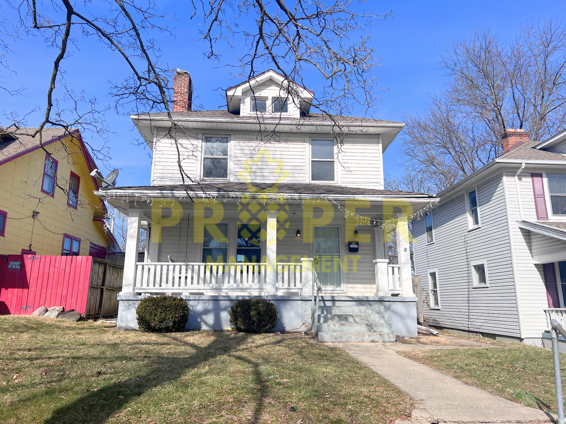 Primary Photo - 3 bedrooms 1 bathroom house