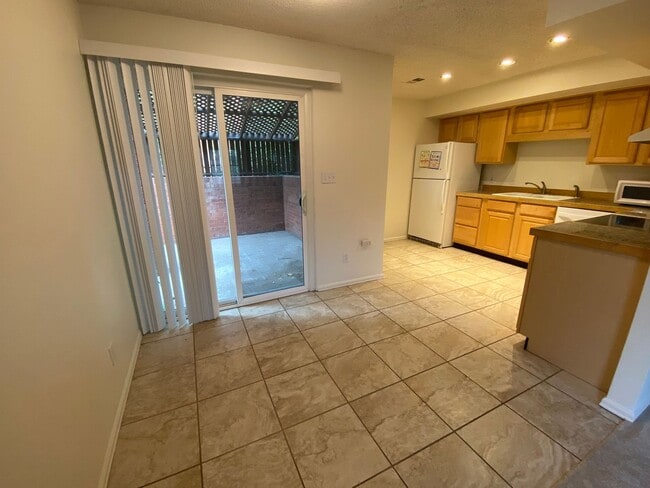 Foto del edificio - 3Br/2Ba Condo in the Heart of Boulder