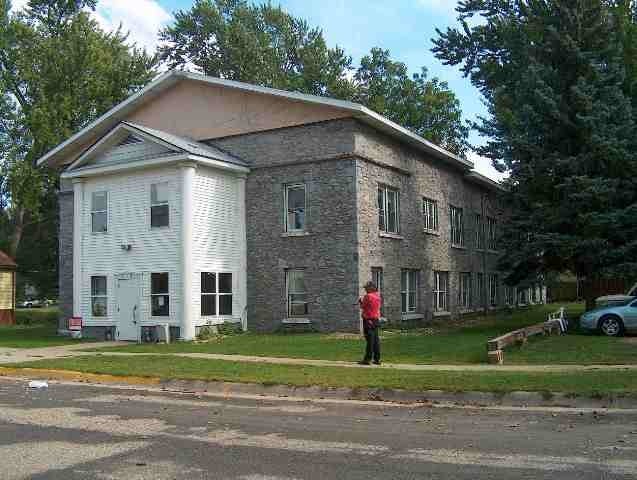 Primary Photo - 224 E Howard St
