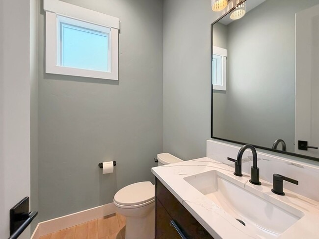 Building Photo - Pet-Friendly Luxury: New 4BD Construction with 2 Dedicated Offices in Eagle’s Centerra Community