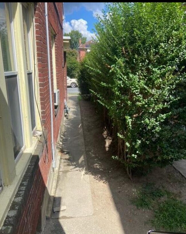 Foto del edificio - 1811 Mulberry St