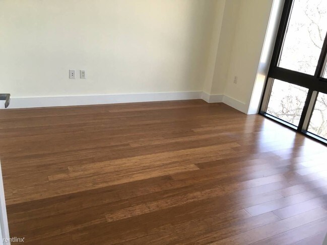 Foto del edificio - 2535 31st Ave