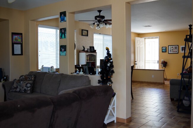 Foto del edificio - 5630 Indian Springs St