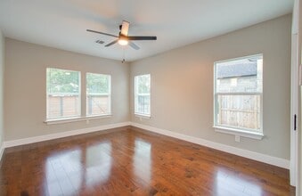 Building Photo - 3222 Berry St