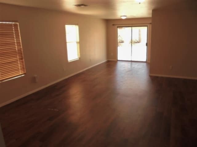 Building Photo - 10778 W Louise Dr