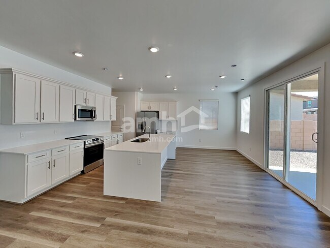 Foto del edificio - 6464 E Paseo Baranda