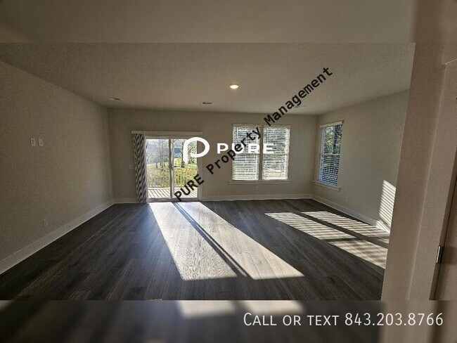 Building Photo - 1023 Pettiford Pl