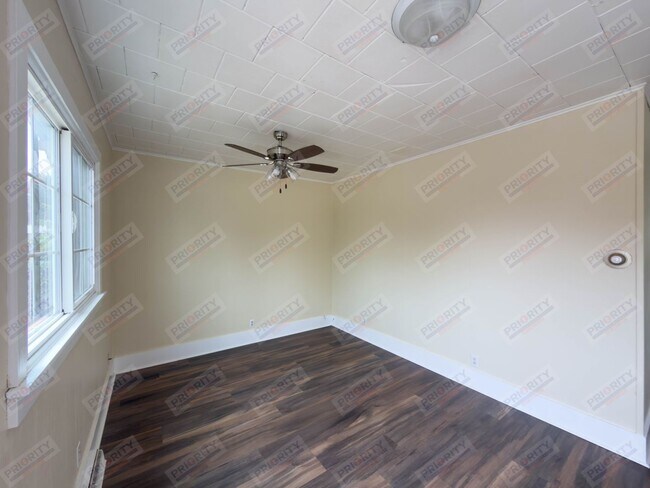 Foto del edificio - 1 Bedroom Single Family Home
