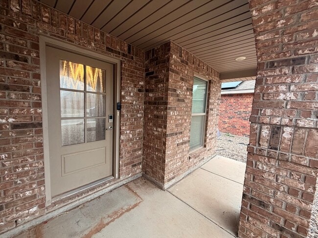 Building Photo - 1109 Wagon Wy.