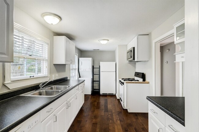 Foto del edificio - 1119 Jerome St