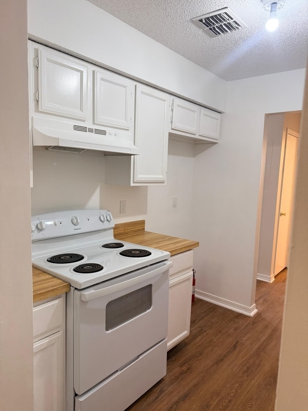 Photo - 460 Crabapple Ct Apartment