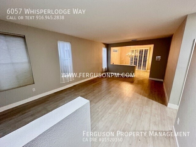 Foto del edificio - 6057 Whisperlodge Way