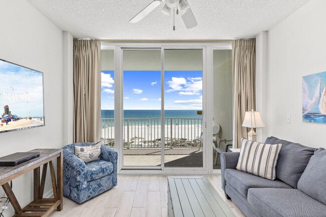 Foto del edificio - 455 E Beach Blvd