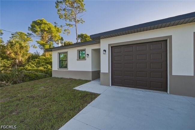 Foto del edificio - 5428 Bristo St