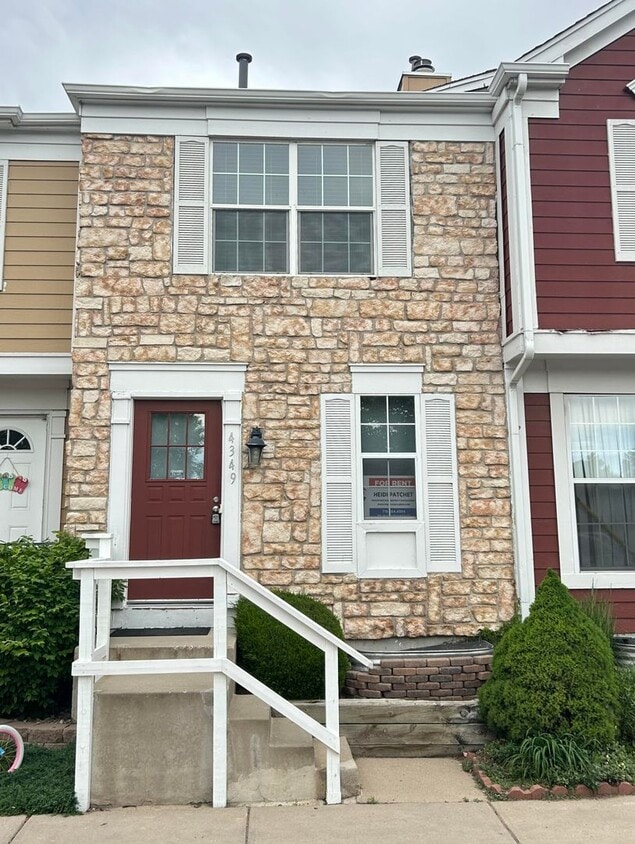 4349 Charleston Dr, Colorado Springs, CO 80916 Townhome Rentals in