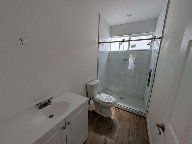 Foto del edificio - Central Homes