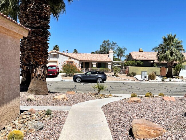 Foto del edificio - 3+ bedroom, 2 bath pool and spa home