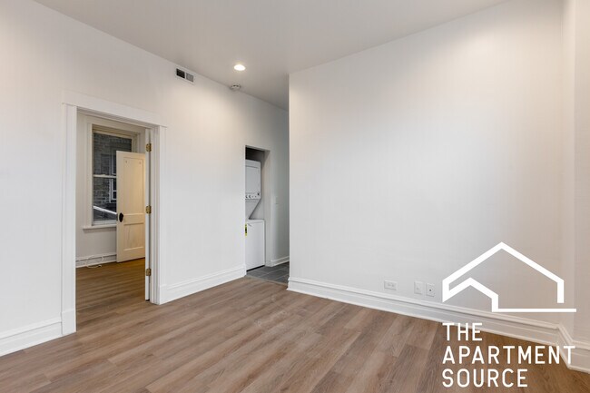 Foto del edificio - 2350 W Charleston St
