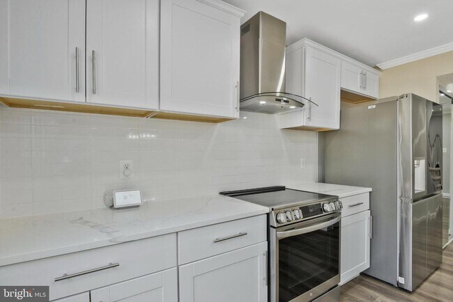Foto del edificio - 12795 Tumbling Brook Ln
