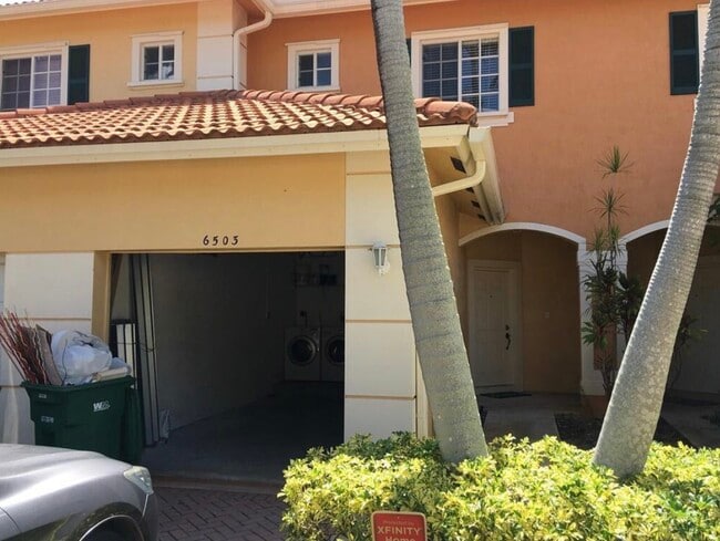 Building Photo - 6503 Catalina Ln