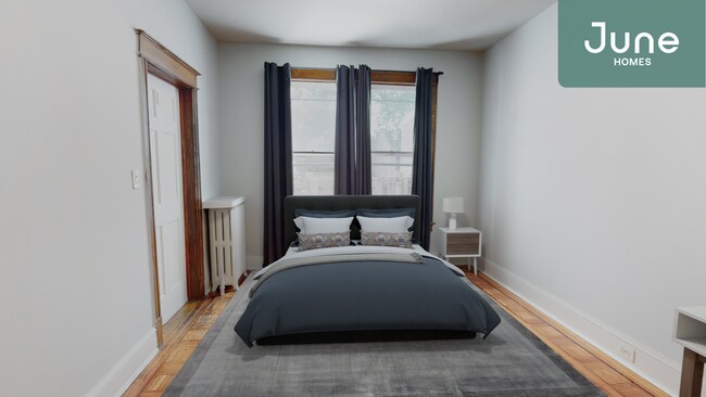 Building Photo - Queen room in 4-bed/2.0-bath Home
