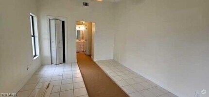 Building Photo - 1523 SW 51st Ln