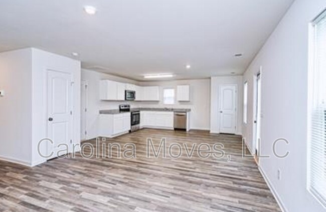 Foto del edificio - 507 Springtime Ln