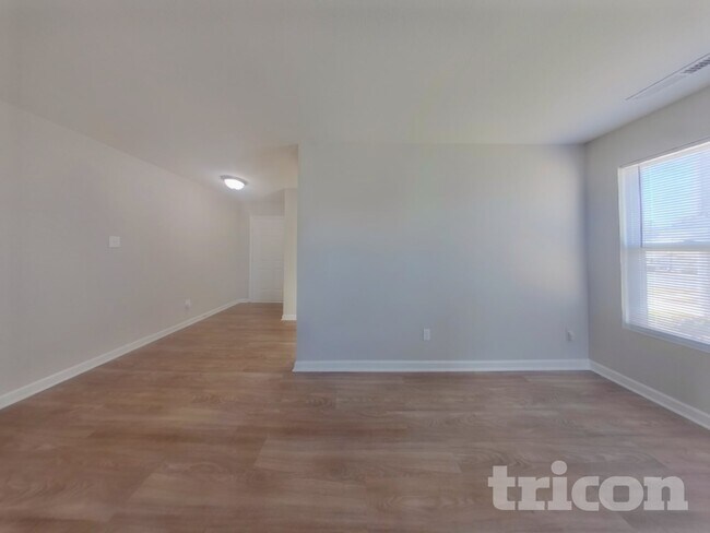 Foto del edificio - 809 Littleton Dr