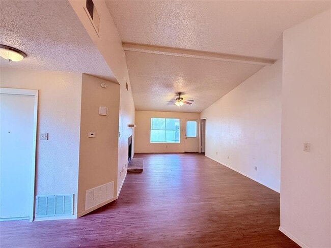 Foto del edificio - 10611 Archdale Dr