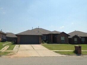Building Photo - 1726 Concord Dr