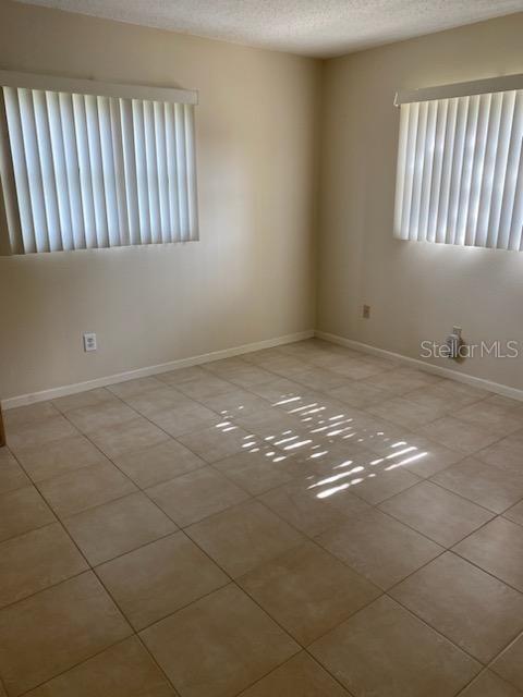 Foto del edificio - 2525 W Bay Dr
