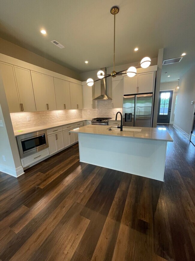 Foto del edificio - 1086 Noble Lp