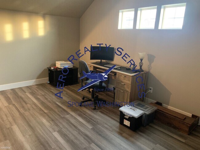 Foto del edificio - 4 br, 3 bath House - 1601 E Marilyn Cir