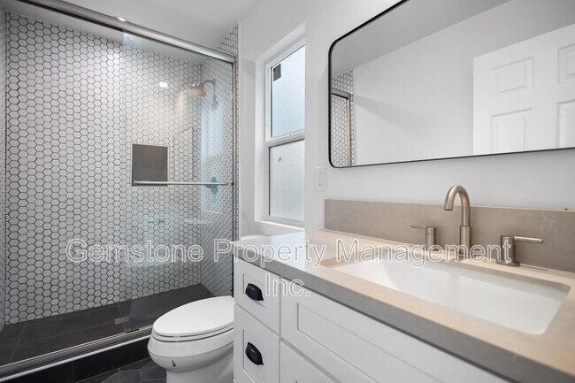 Foto del edificio - 4895 54th St