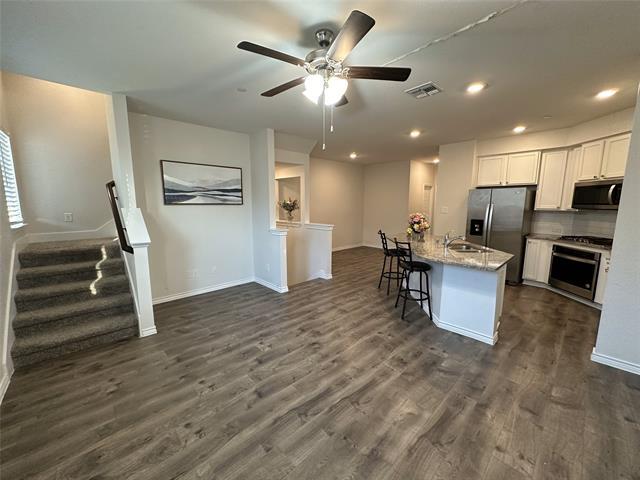 Building Photo - 2452 Siskiyou St