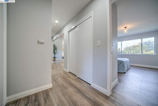 Foto del edificio - 7724 Turquoise St