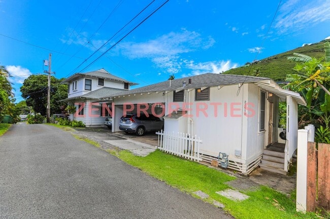Foto del edificio - 2361 E Manoa Rd