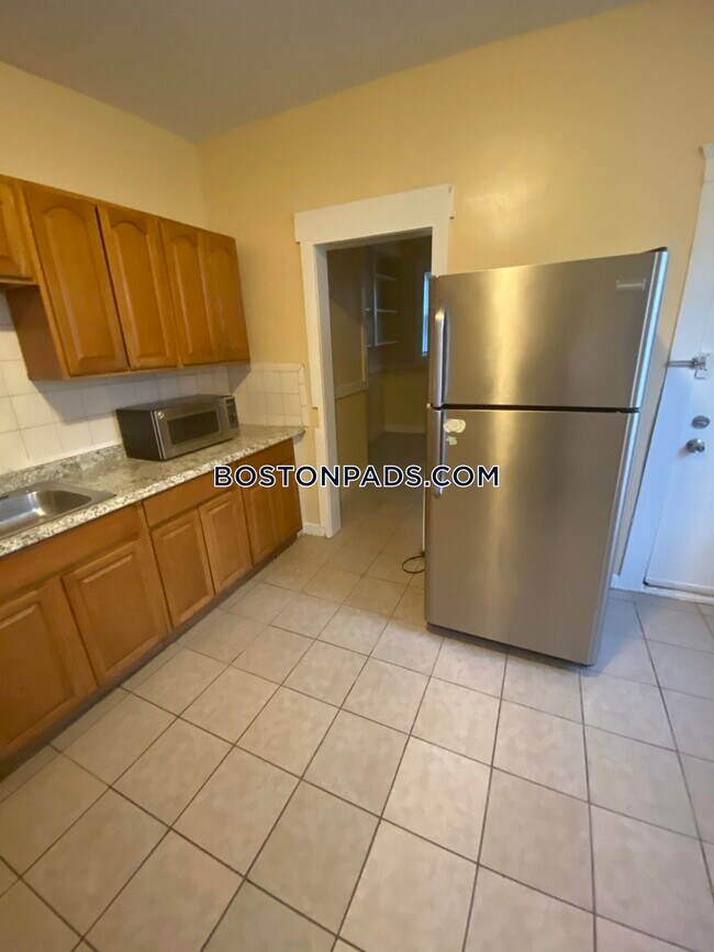 Foto del edificio - 72 Wildwood St