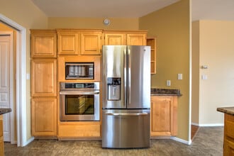 Building Photo - 308 Marmot Ct