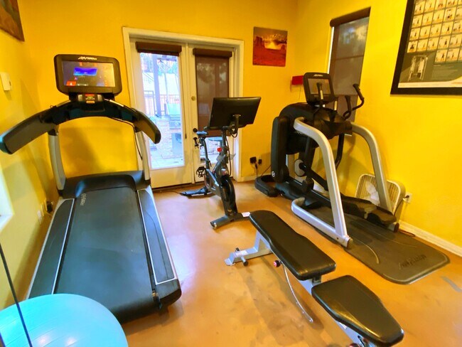 Gym - 9551 E Redfield Rd